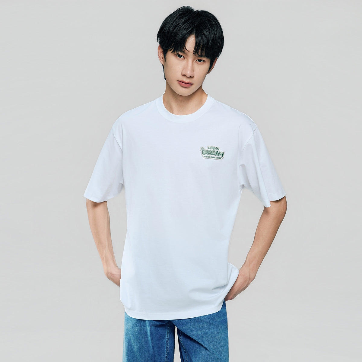 ID_01096187001_ID01_2_1_4_1500_1500.jpg;color:Signature White