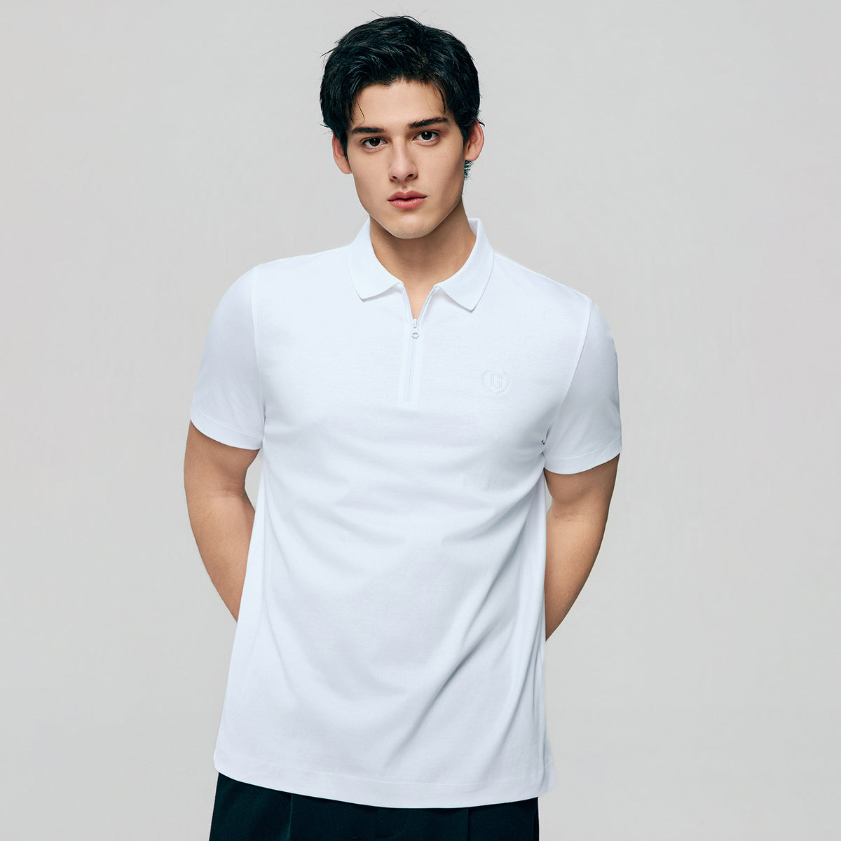ID_01016084001_RW01_2_1_2_1500_1500.jpg;color:Signature White