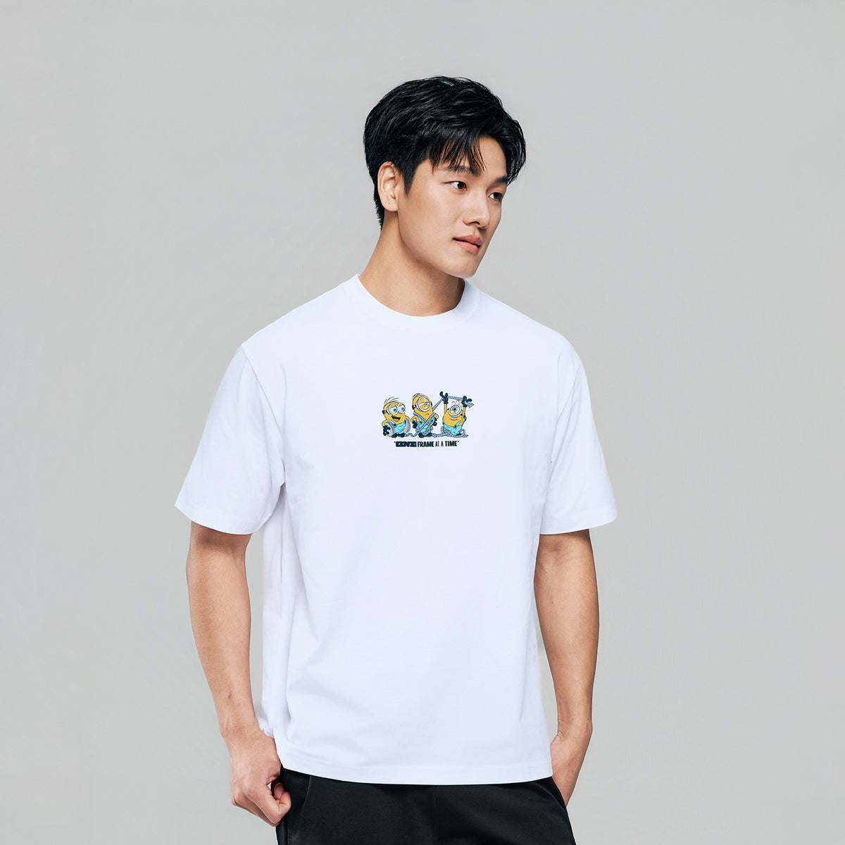 ID_01096186001_RW01_2_1_2_1500_1500.jpg;color:Signature White