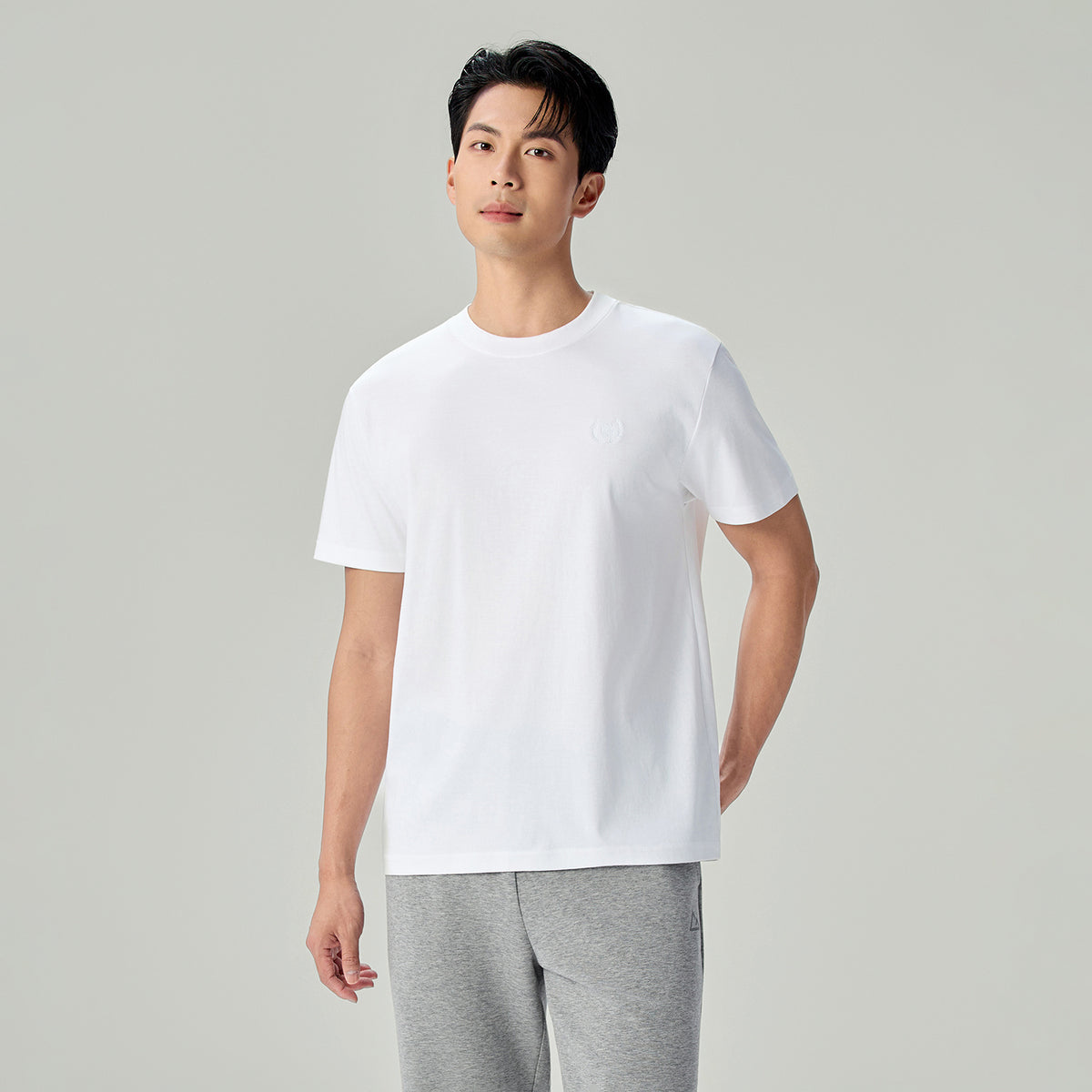 ID_01026802002_RW01_2_1_3_1500_1500.jpg;color:Signature White
