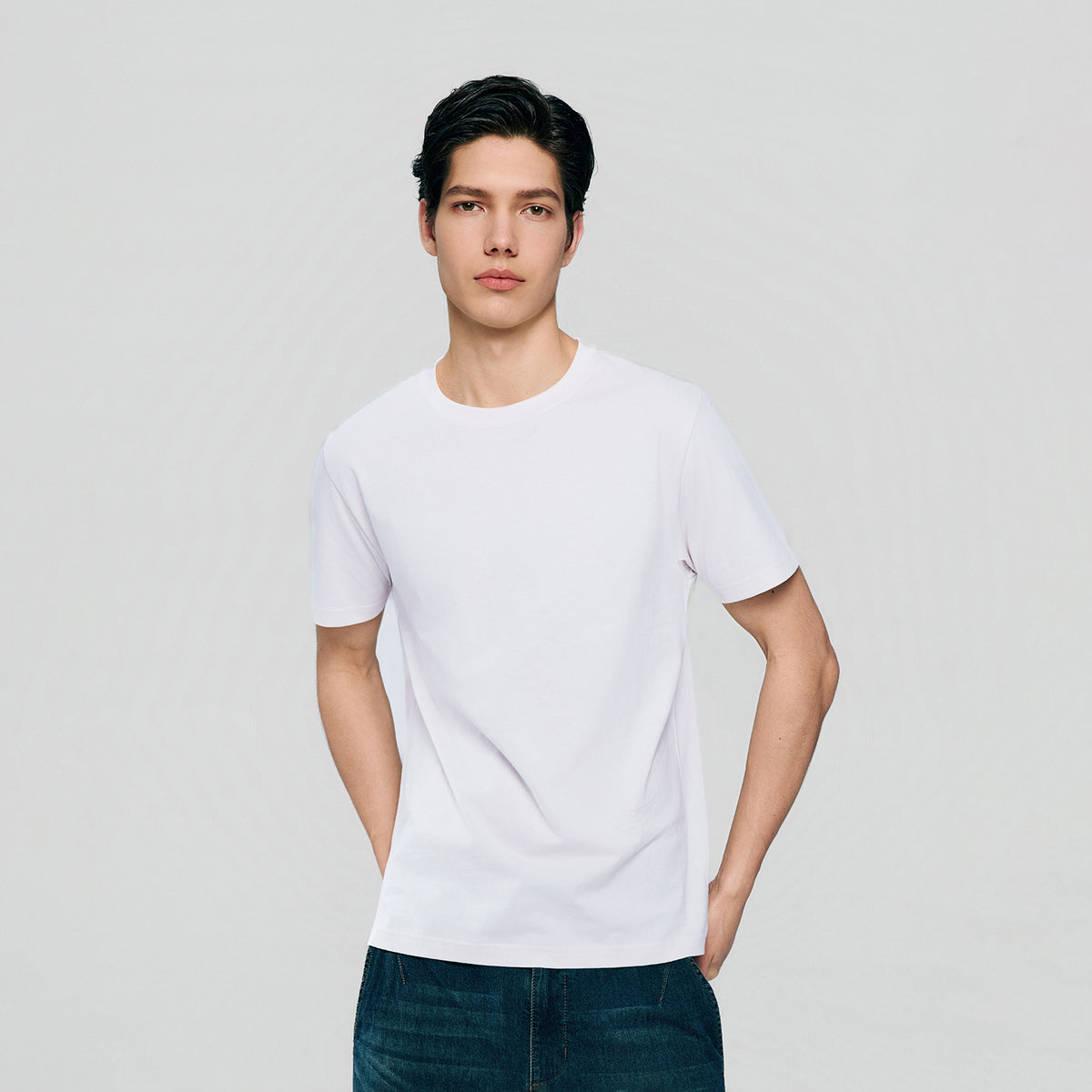 ID_01026250002_RW01_2_1_4_1500_1500.jpg;color:Signature White