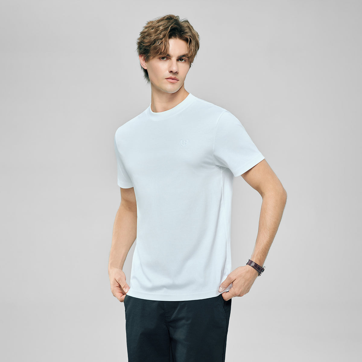 ID_01026802002_RW01_2_1_6_1500_1500.jpg;color:Signature White