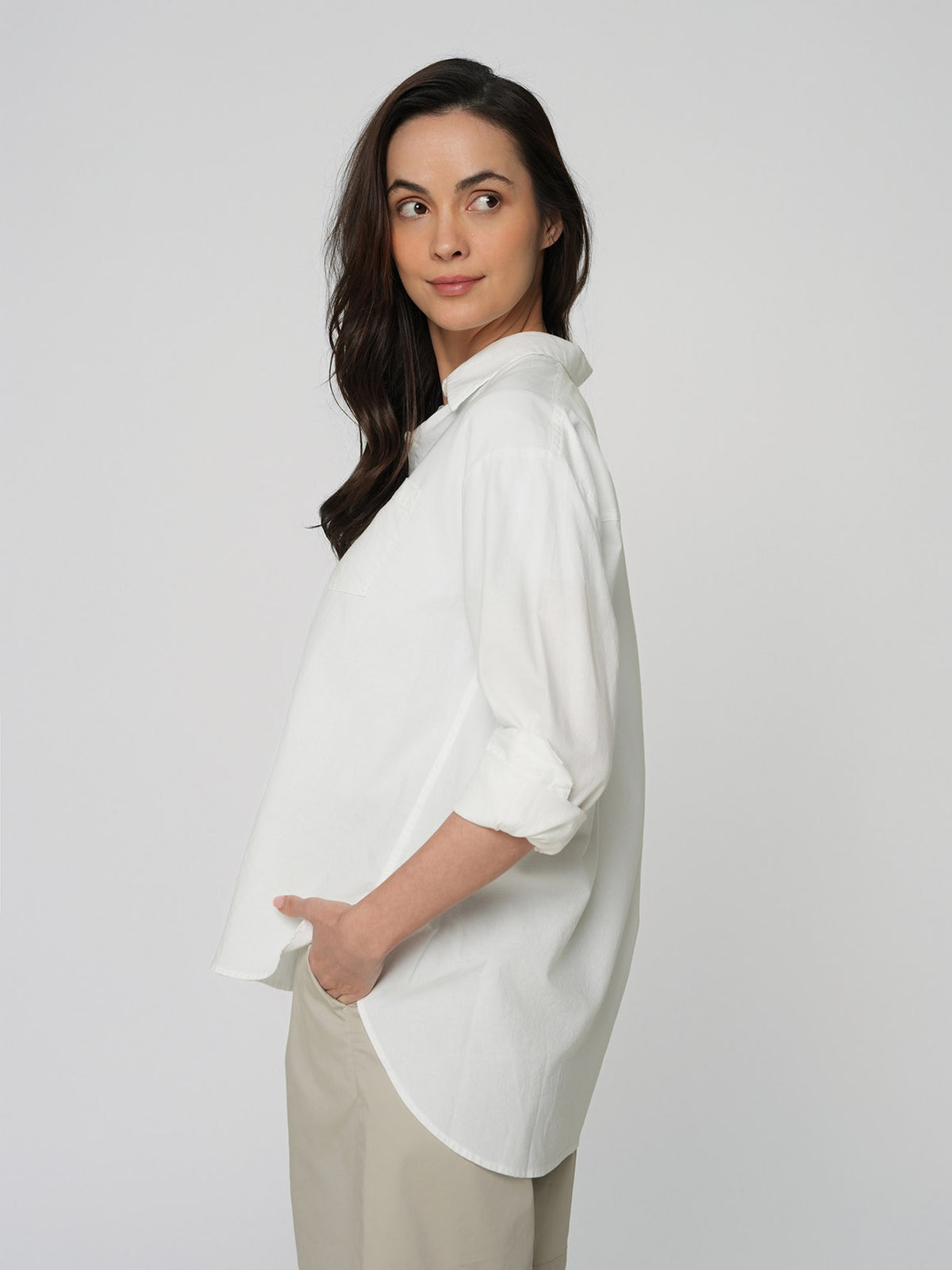 ID_05346010001_RW01_3_0_6_1290_1720.jpg;color:Signature White