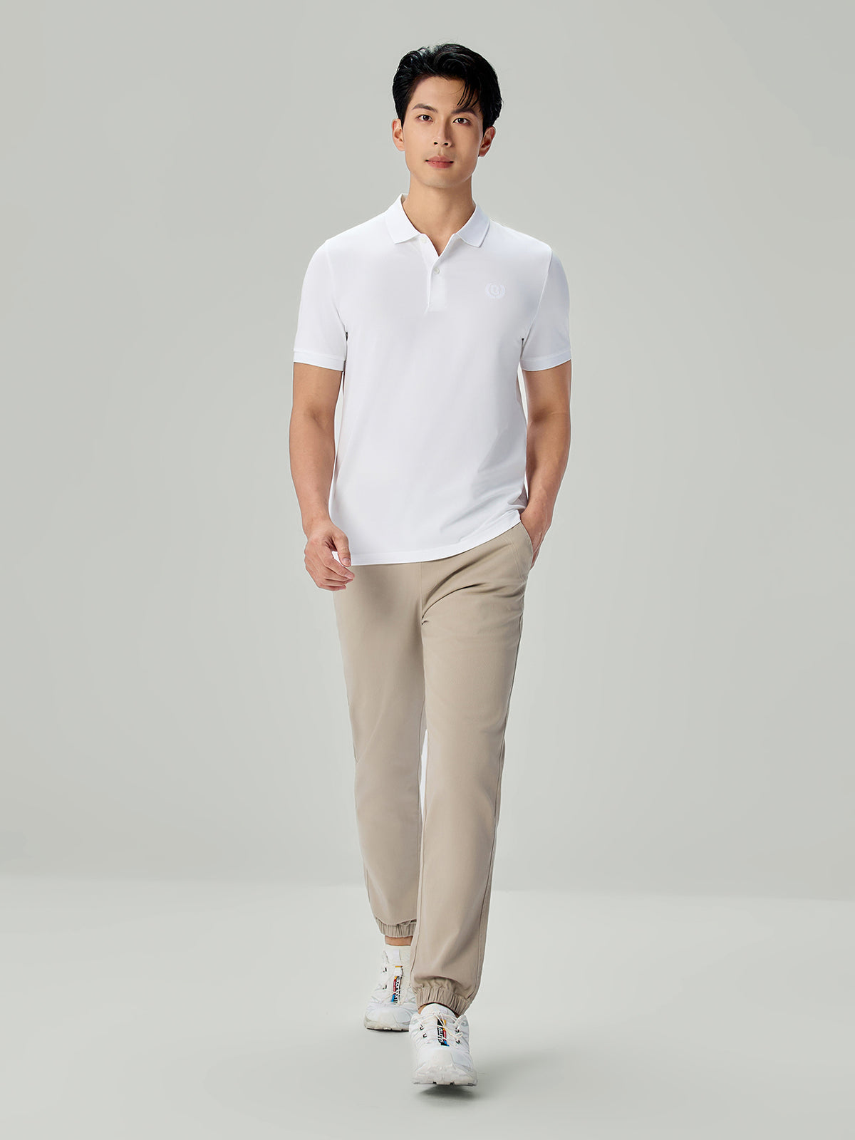 ID_01016293001_RW01_3_1_1_1290_1720.jpg;color:Signature White