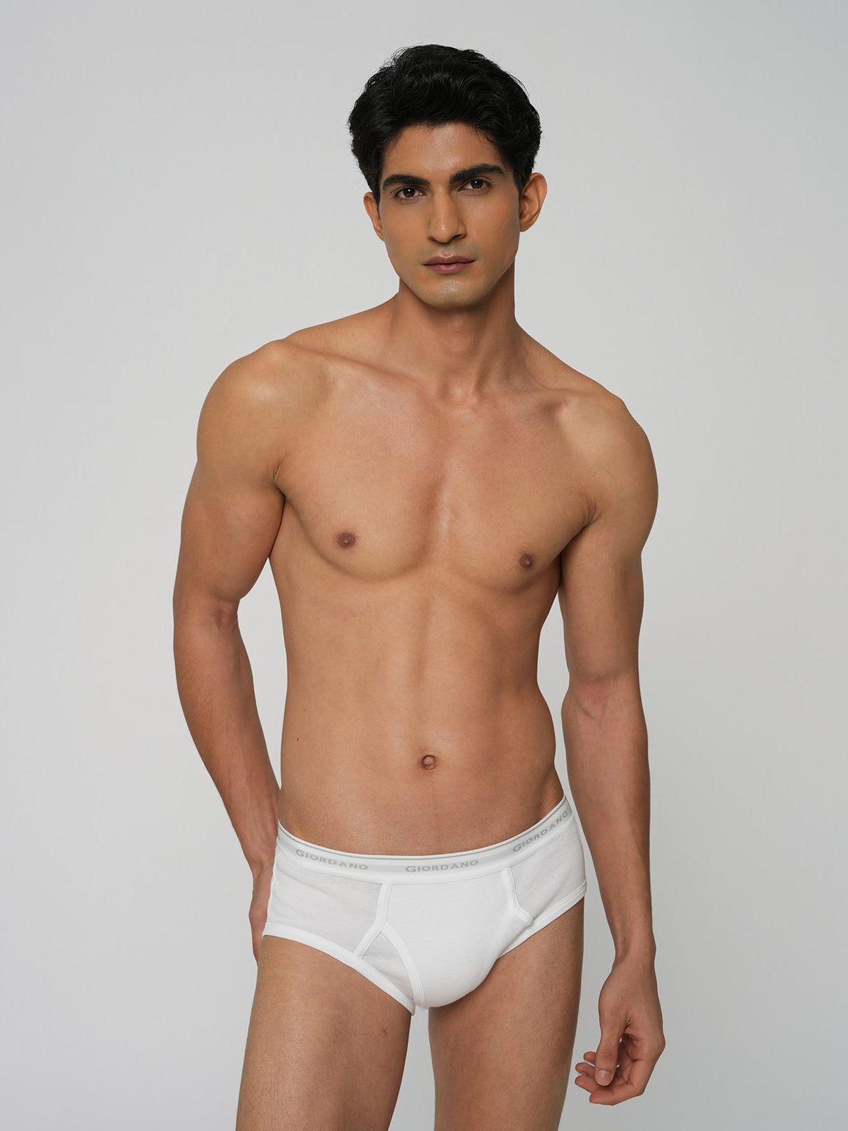 ID_01176114001_RW01_3_1_3_1290_1720.jpg;color:Signature White