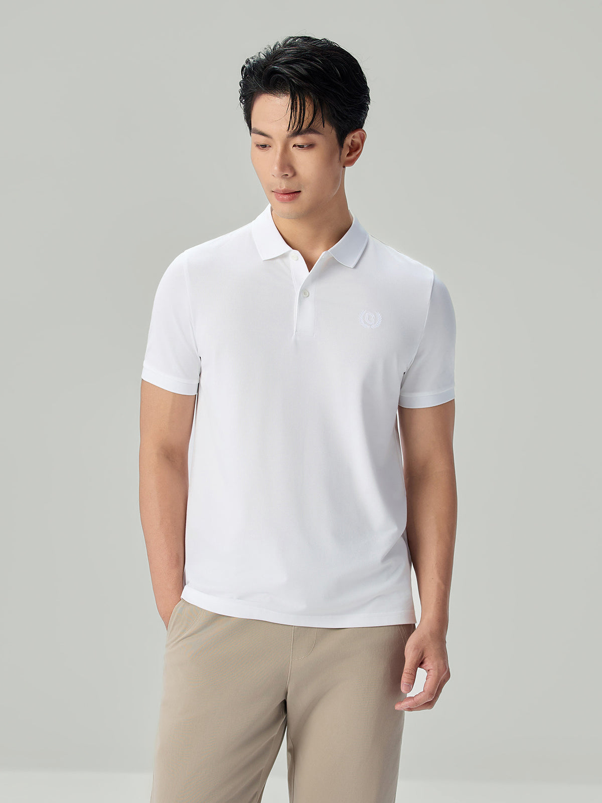 ID_01016293001_RW01_3_1_4_1290_1720.jpg;color:Signature White
