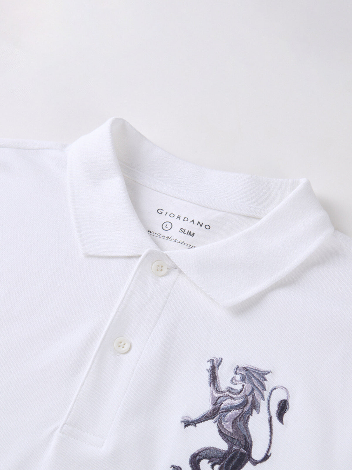 ID_01016328001_RW01_4_2_5_1290_1720.jpg;color:Signature White