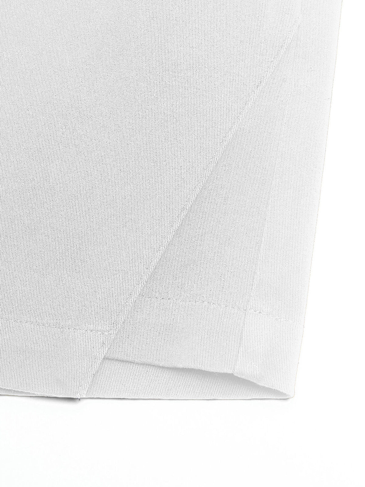 ID_05406265001_RW01_4_2_6_1290_1720.jpg;color:Signature White