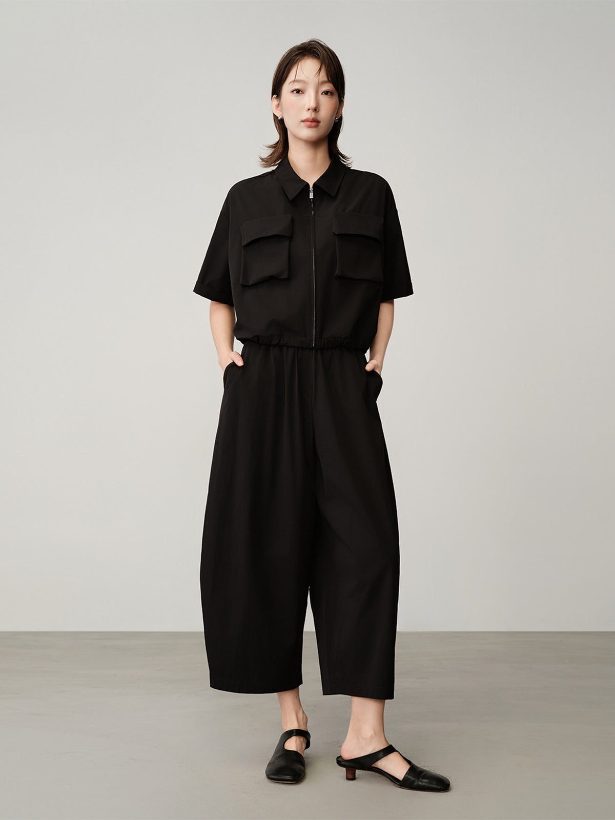 ID_02426509002_RW02_3_0_1_1290_1720.jpg;color:Black