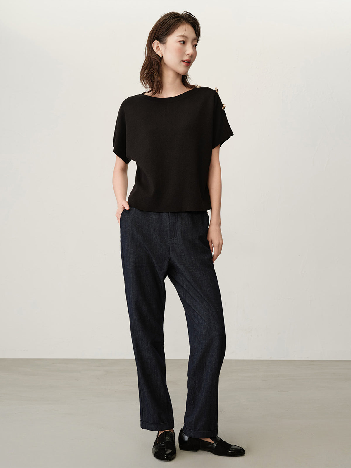 ID_02356504003_RW02_3_0_1_1290_1720.jpg;color:Black