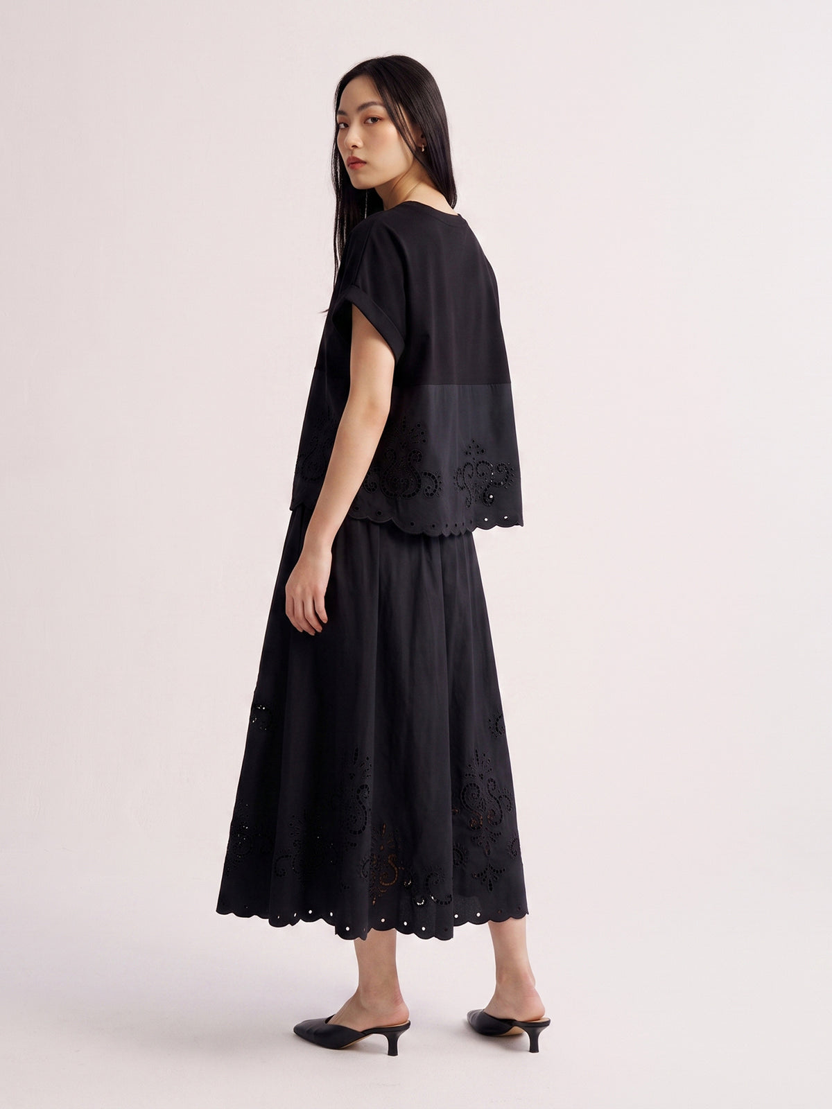 ID_02466508003_RW02_3_0_1_1290_1720.jpg;color:Black