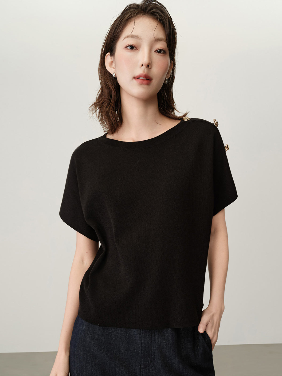 ID_02356504003_RW02_3_0_3_1290_1720.jpg;color:Black