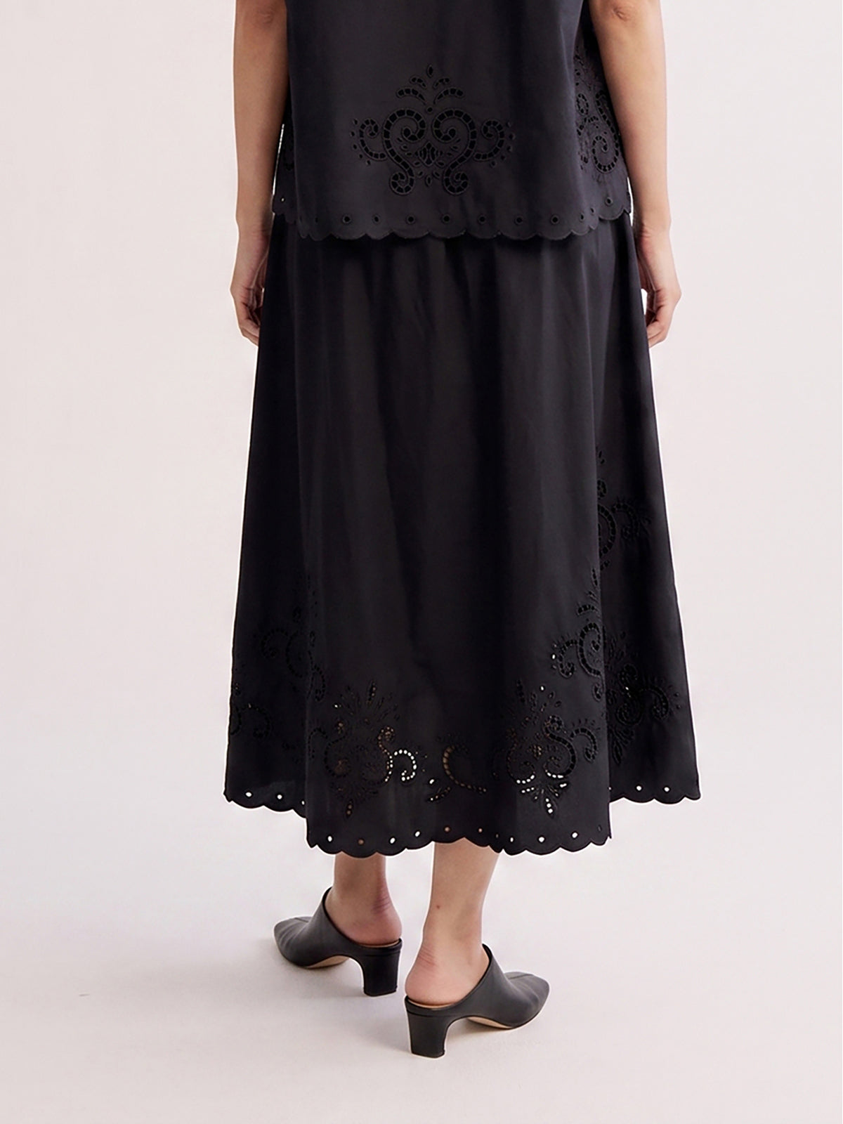 ID_02466508003_RW02_3_0_5_1290_1720.jpg;color:Black