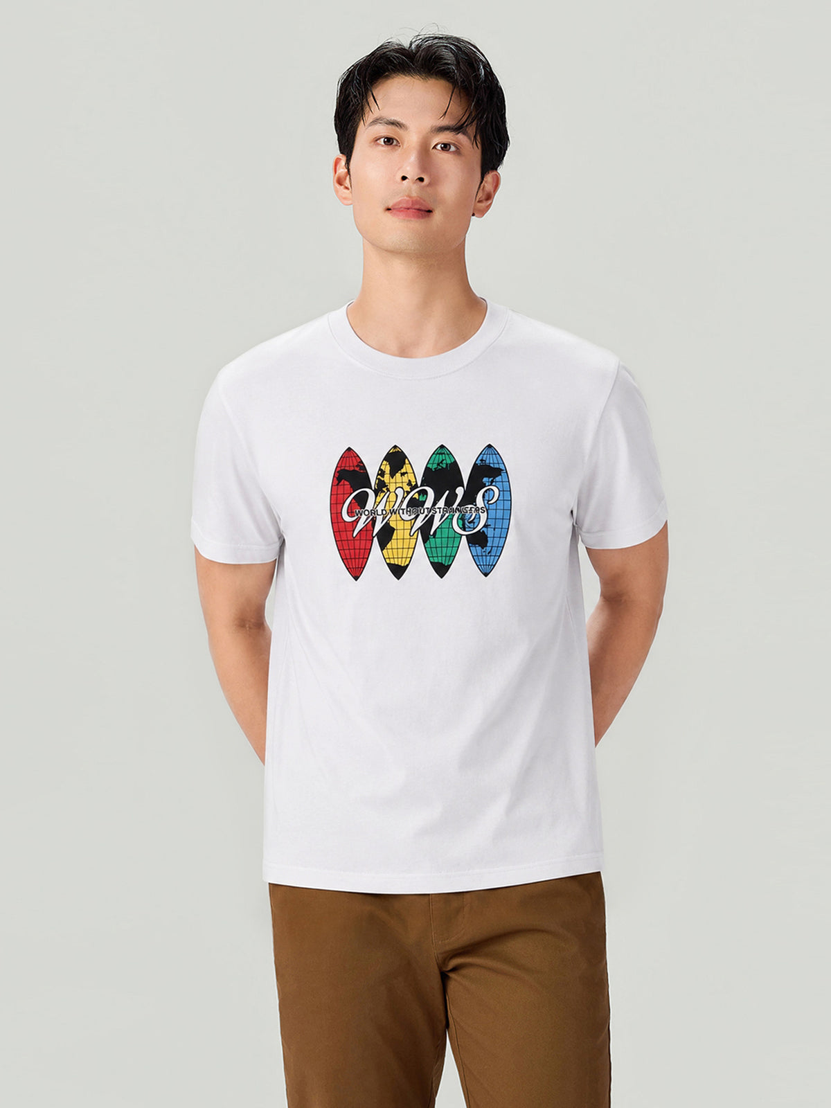 ID_01095318001_RW08_3_1_2_1290_1720.jpg;color:Signature White
