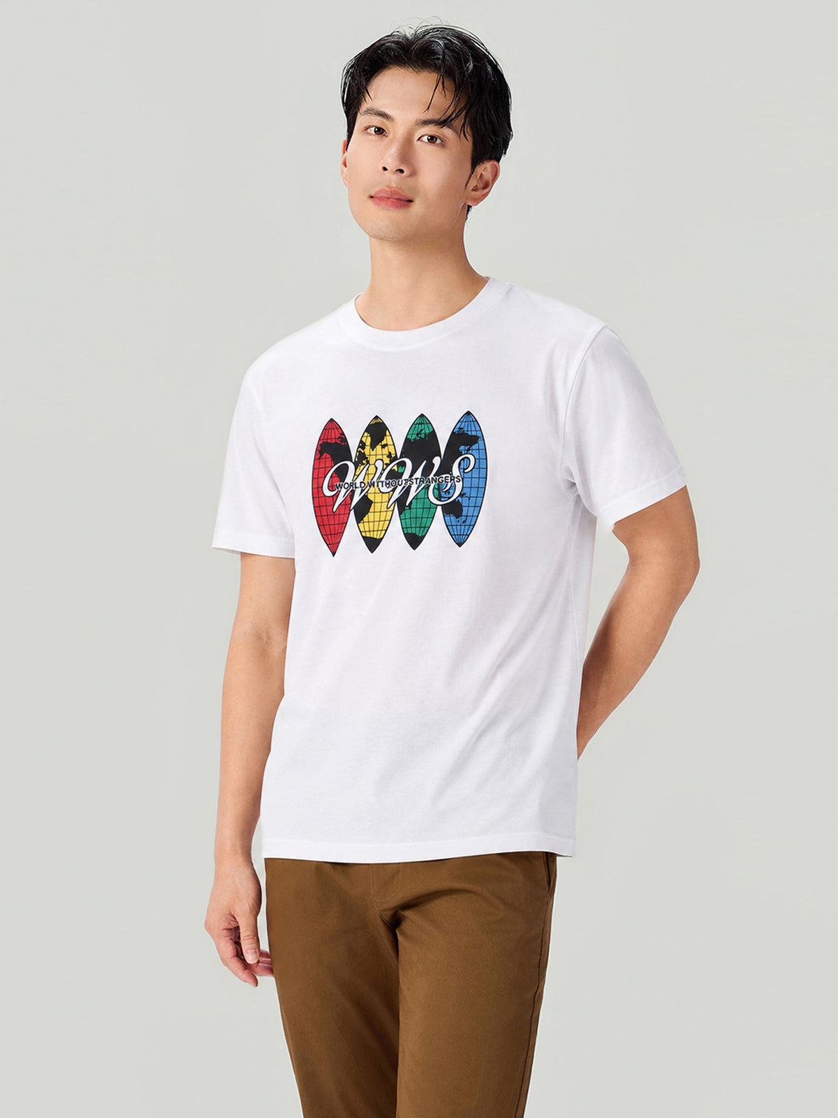 ID_01095318001_RW08_3_1_3_1290_1720.jpg;color:Signature White