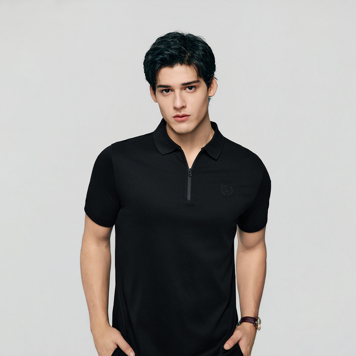 ID_01016084001_RW09_2_1_5_1500_1500.jpg;color:Signature Black