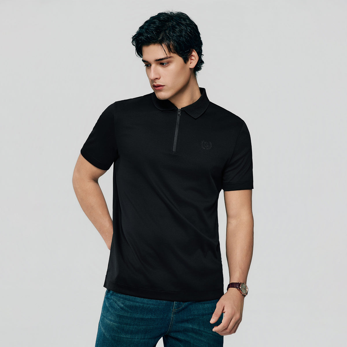 ID_01016084001_RW09_2_1_6_1500_1500.jpg;color:Signature Black