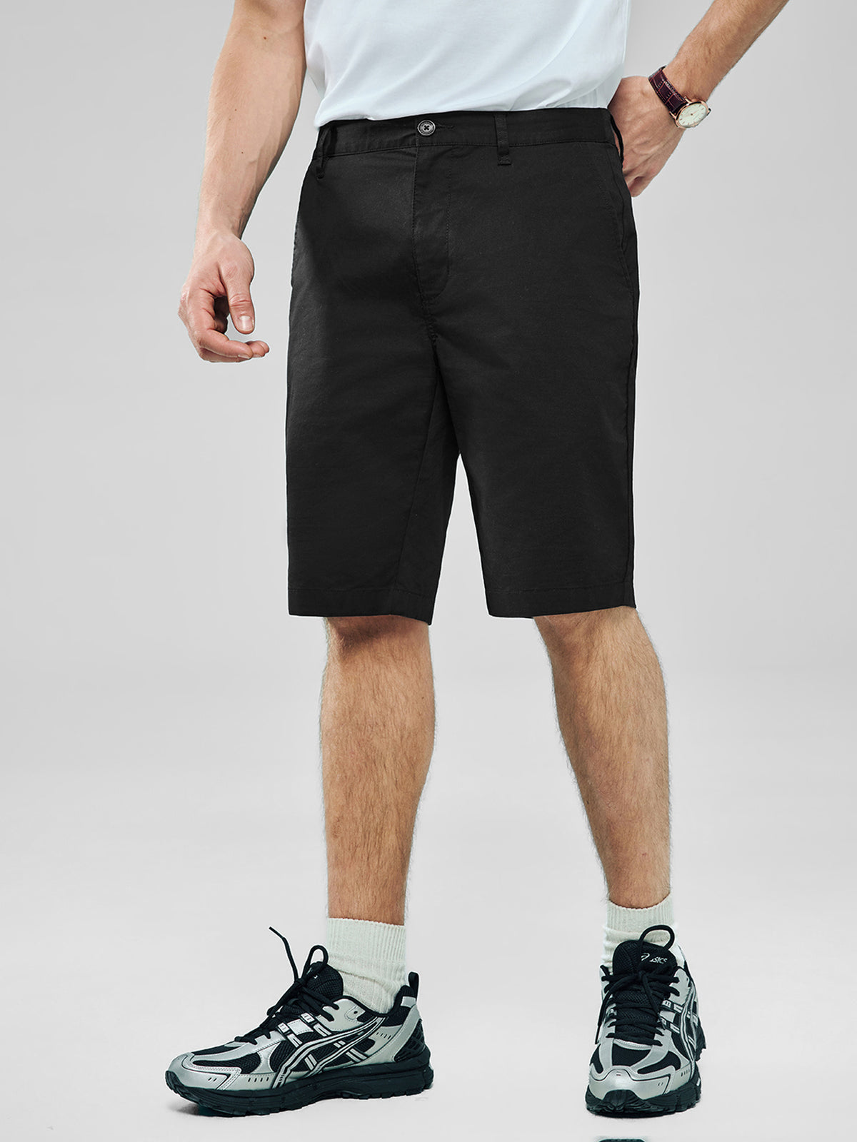 ID_01106255001_RW09_3_1_2_1290_1720.jpg;color:Signature Black