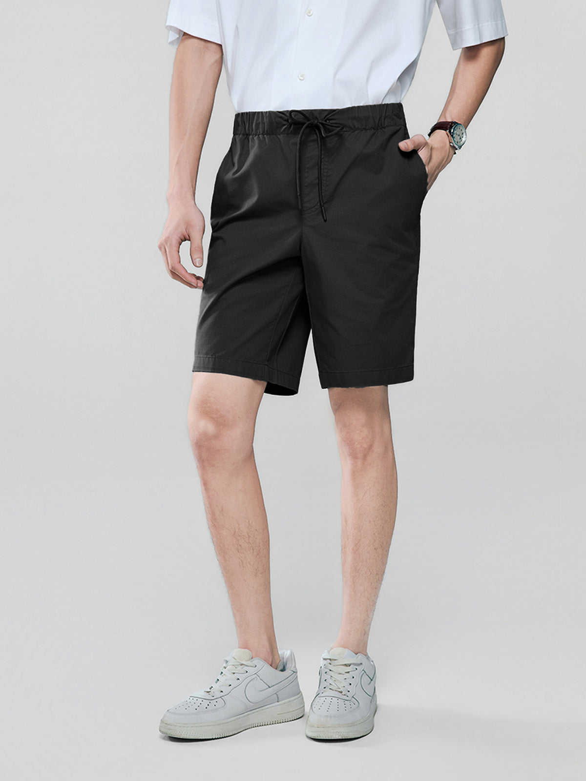 ID_01106229002_RW09_3_1_2_1290_1720.jpg;color:Signature Black