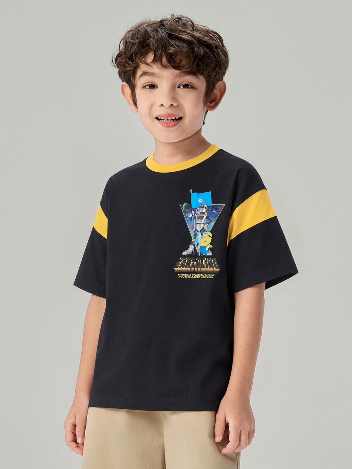 ID_03086422001_RW09_3_1_2_1290_1720.jpg;color:Signature Black