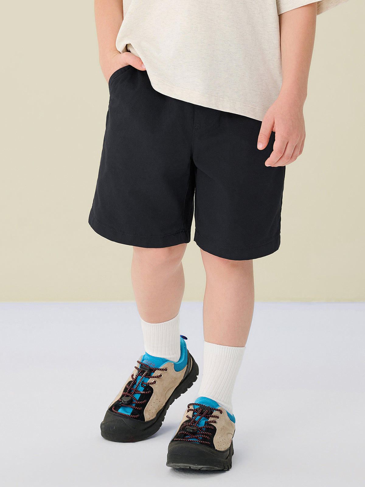 ID_03106238001_RW09_3_1_3_1290_1720.jpg;color:Signature Black