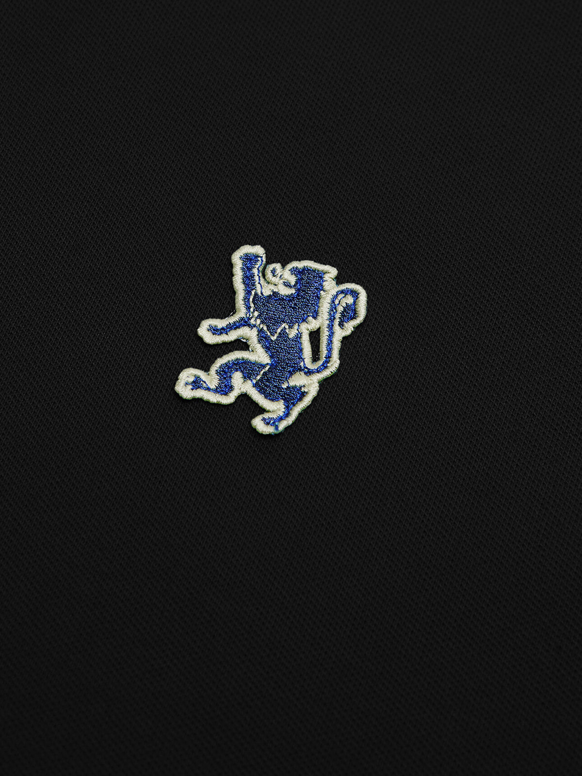 ID_01016262002_RW09_4_2_6_1290_1720.jpg;color:Signature Black