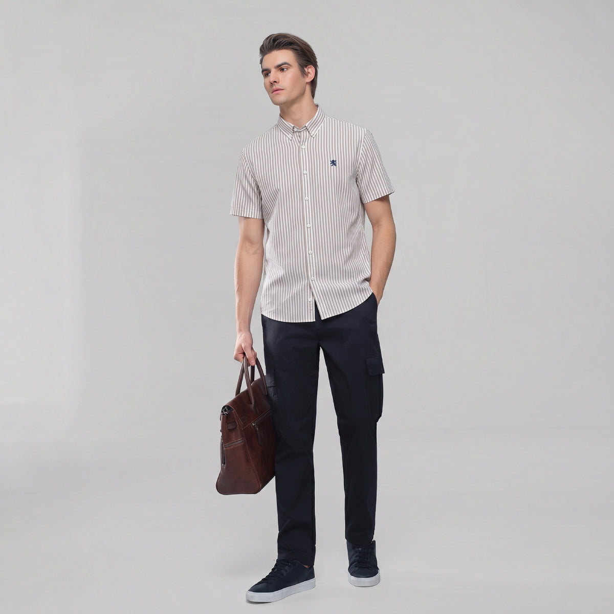 ID_01046383001_RW15_2_1_1_1500_1500.jpg;color:Khaki x White