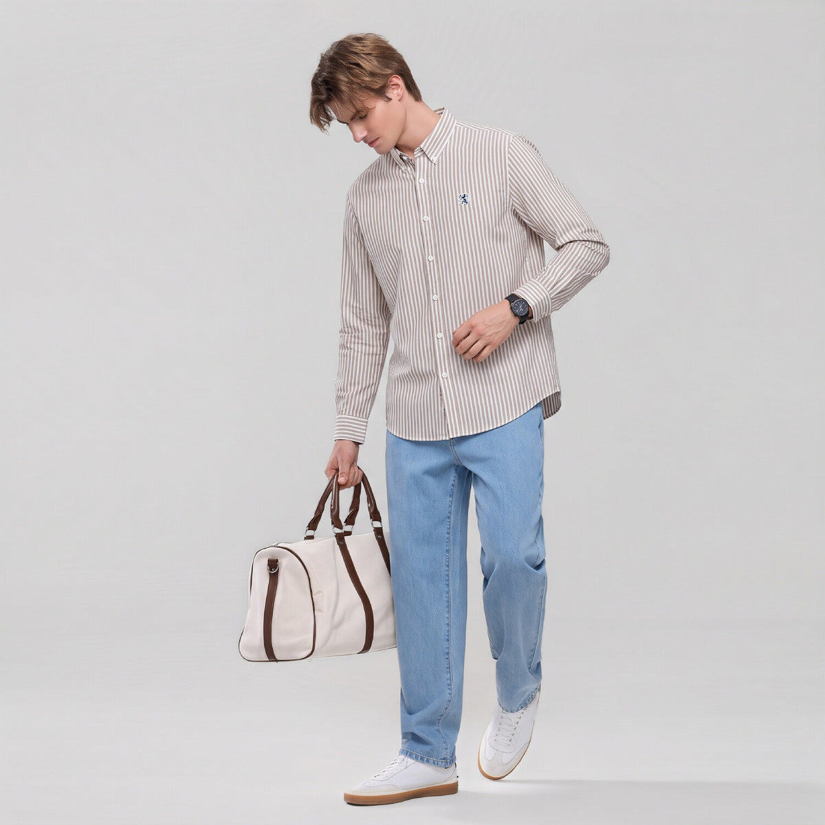 ID_01046073001_RW15_2_1_1_1500_1500.jpg;color:Khaki x White