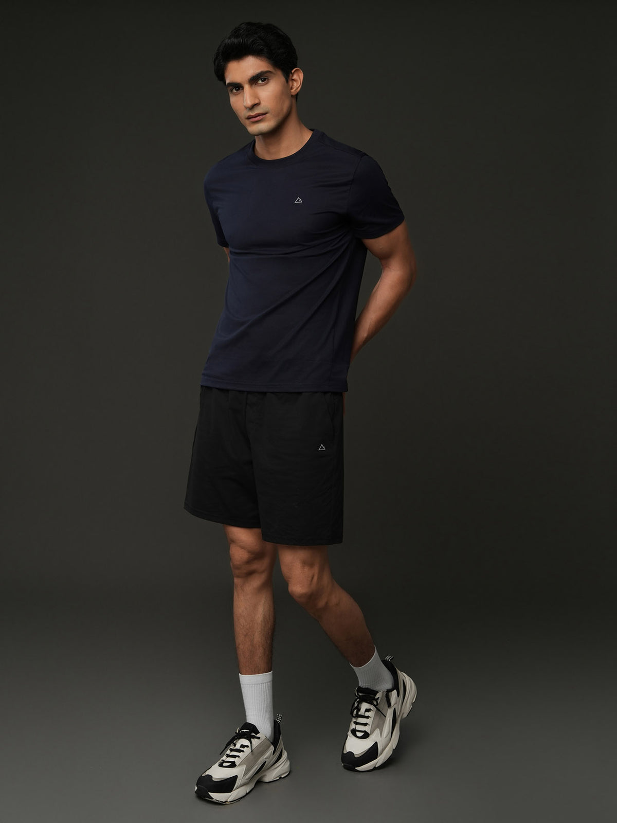 ID_01026286001_RW26_3_1_1_1290_1720.jpg;color:Signature Navy