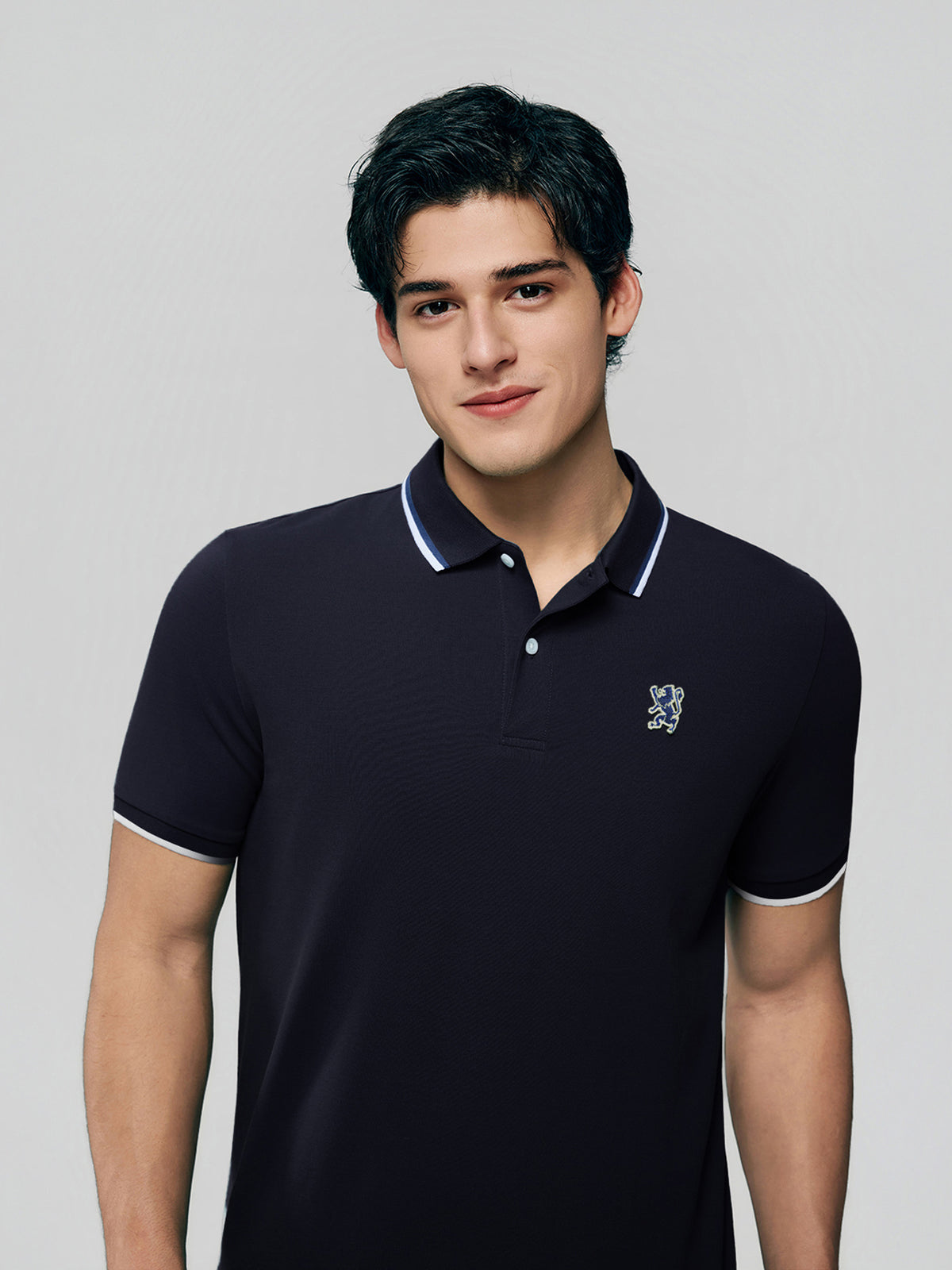 ID_01016262002_RW26_3_1_2_1290_1720.jpg;color:Signature Navy