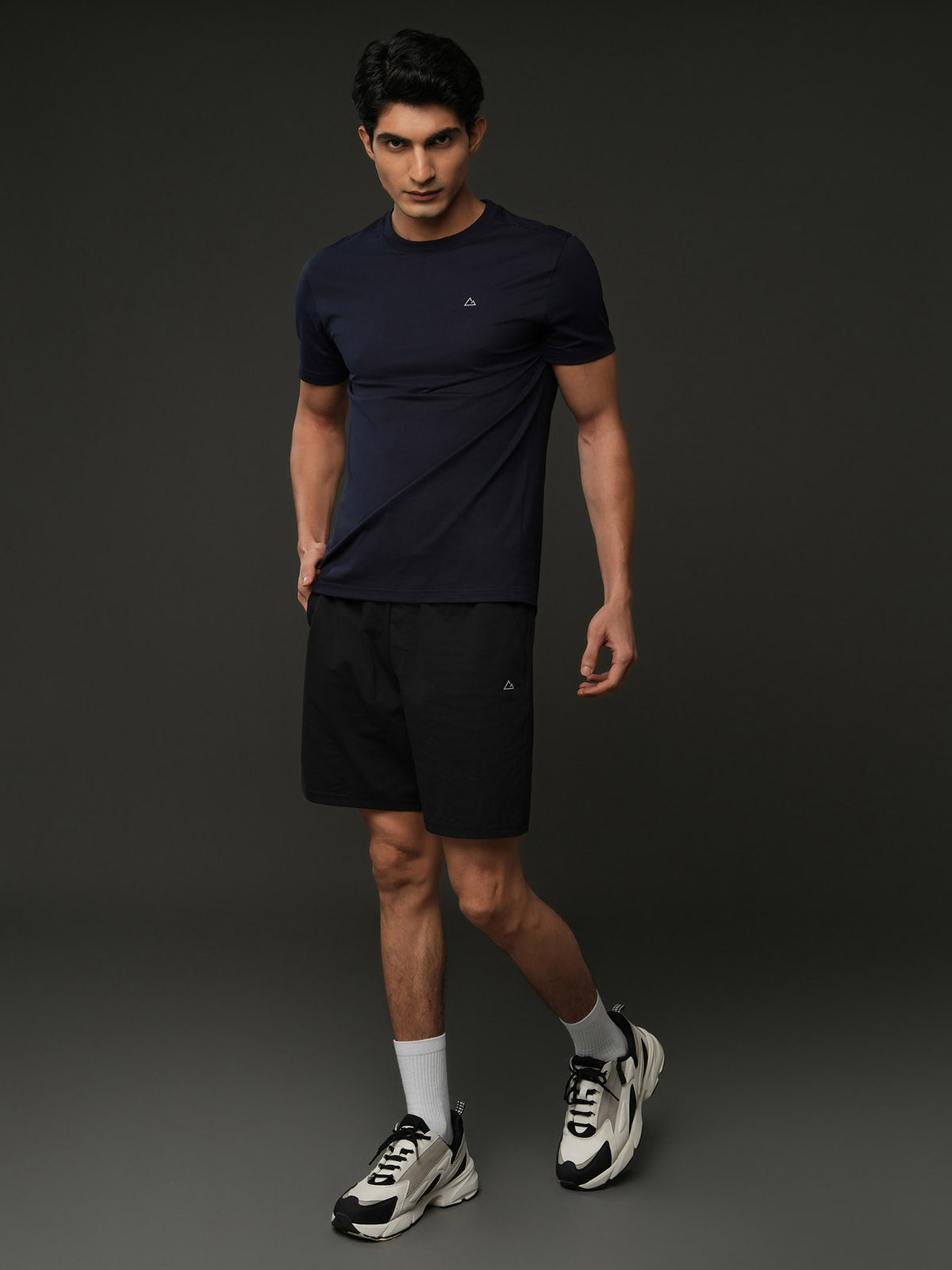 ID_01026286001_RW26_3_1_2_1290_1720.jpg;color:Signature Navy