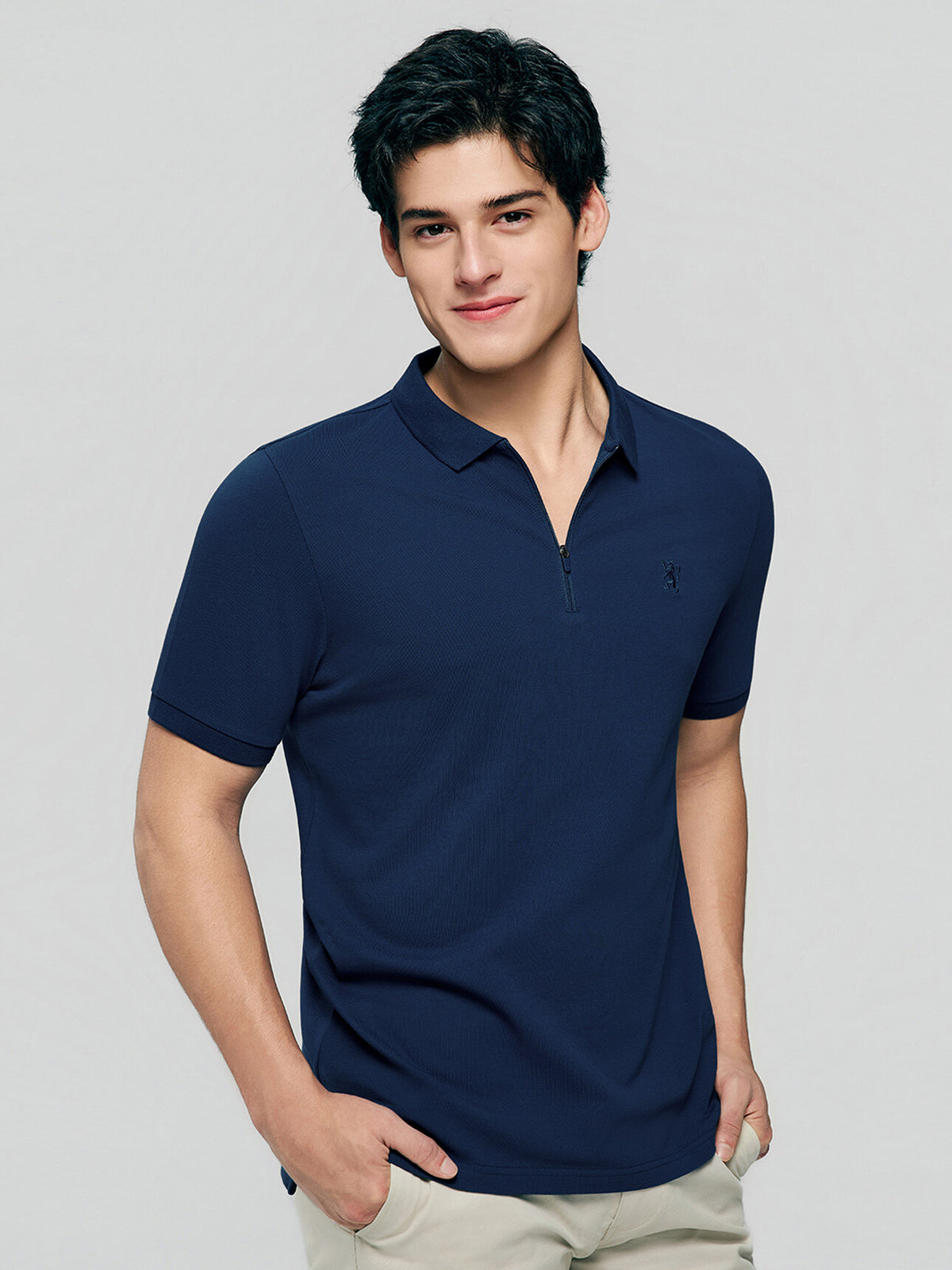 ID_01016161002_RW30_3_1_2_1290_1720.jpg;color:Navy Peony