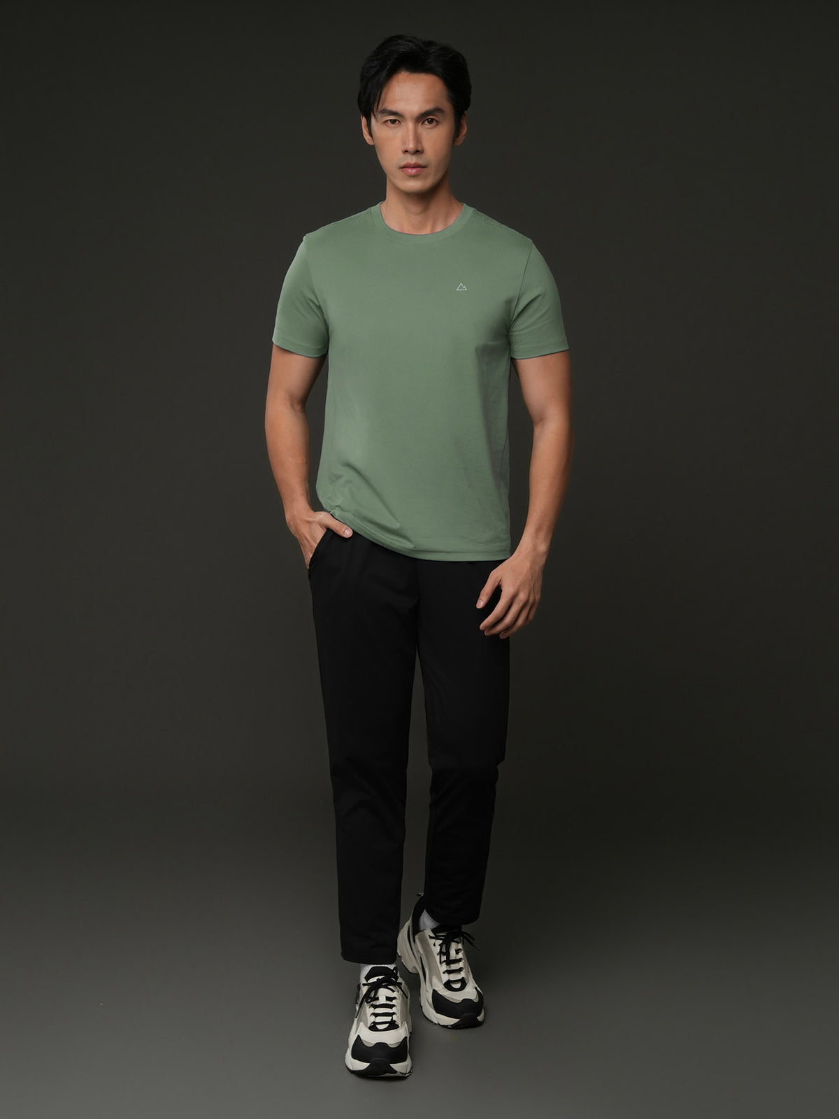 ID_01026286001_RW59_3_1_2_1290_1720.jpg;color:Herbed Green