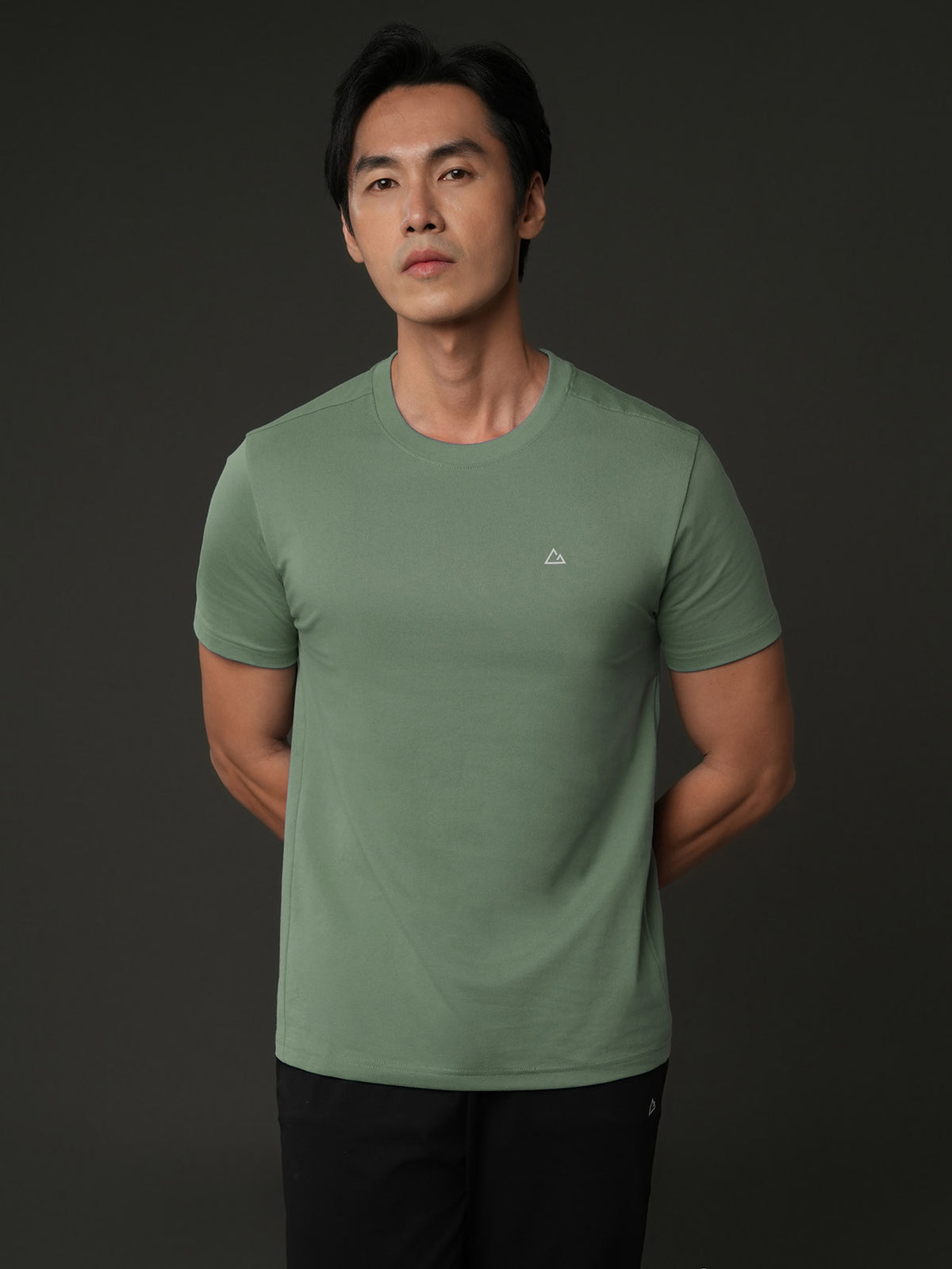 ID_01026286001_RW59_3_1_4_1290_1720.jpg;color:Herbed Green