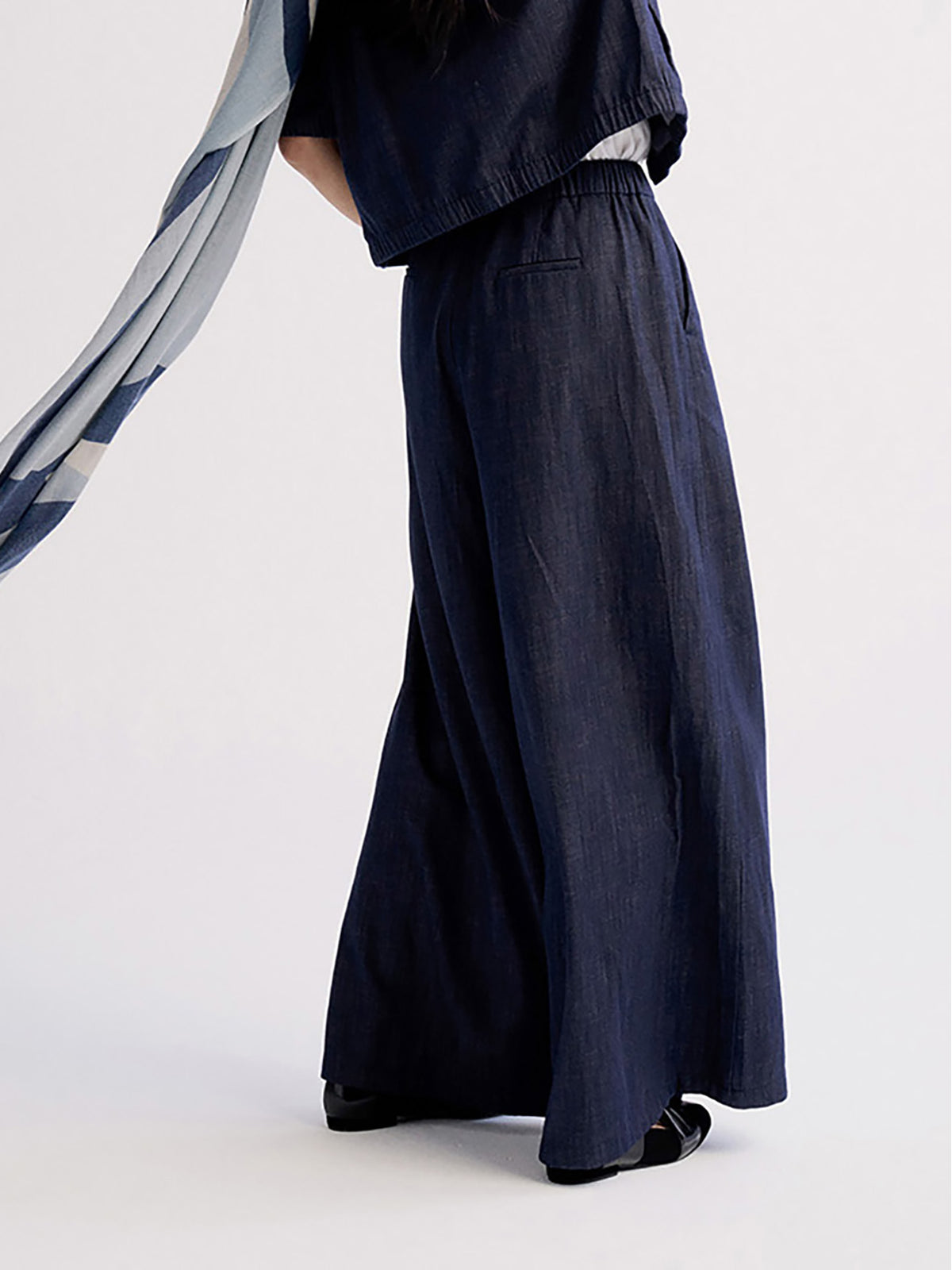 ID_02416501002_RW65_3_0_5_1290_1720.jpg;color:Denim