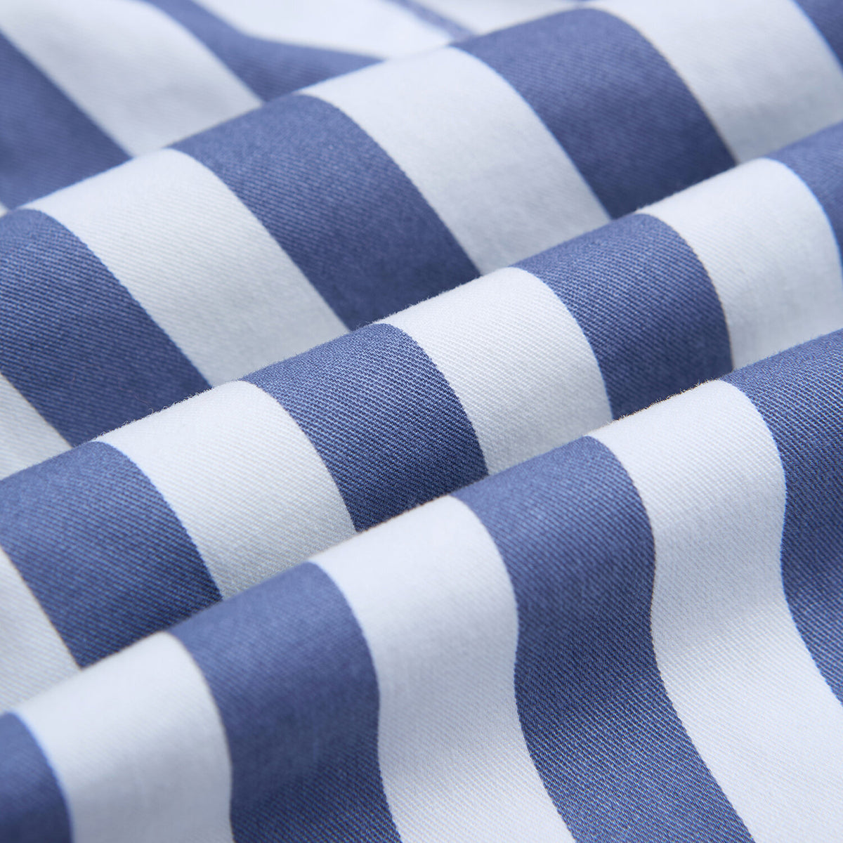 ID_03106256001_RW80_1_2_7_1500_1500.jpg;color:White x Blue Stripe