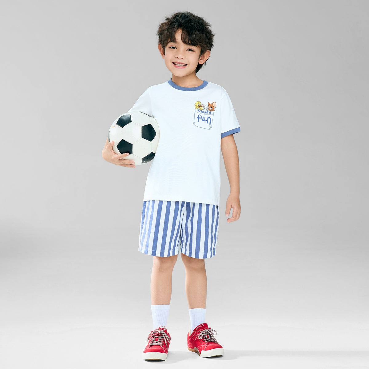 ID_03106256001_RW80_2_1_1_1500_1500.jpg;color:White x Blue Stripe