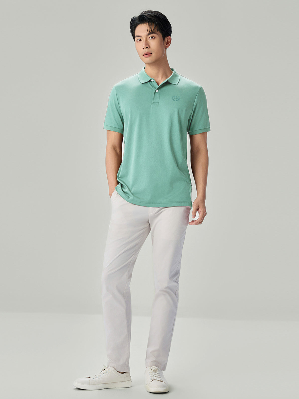 ID_01016391001_RW80_3_1_1_1290_1720.jpg;color:Clean Green