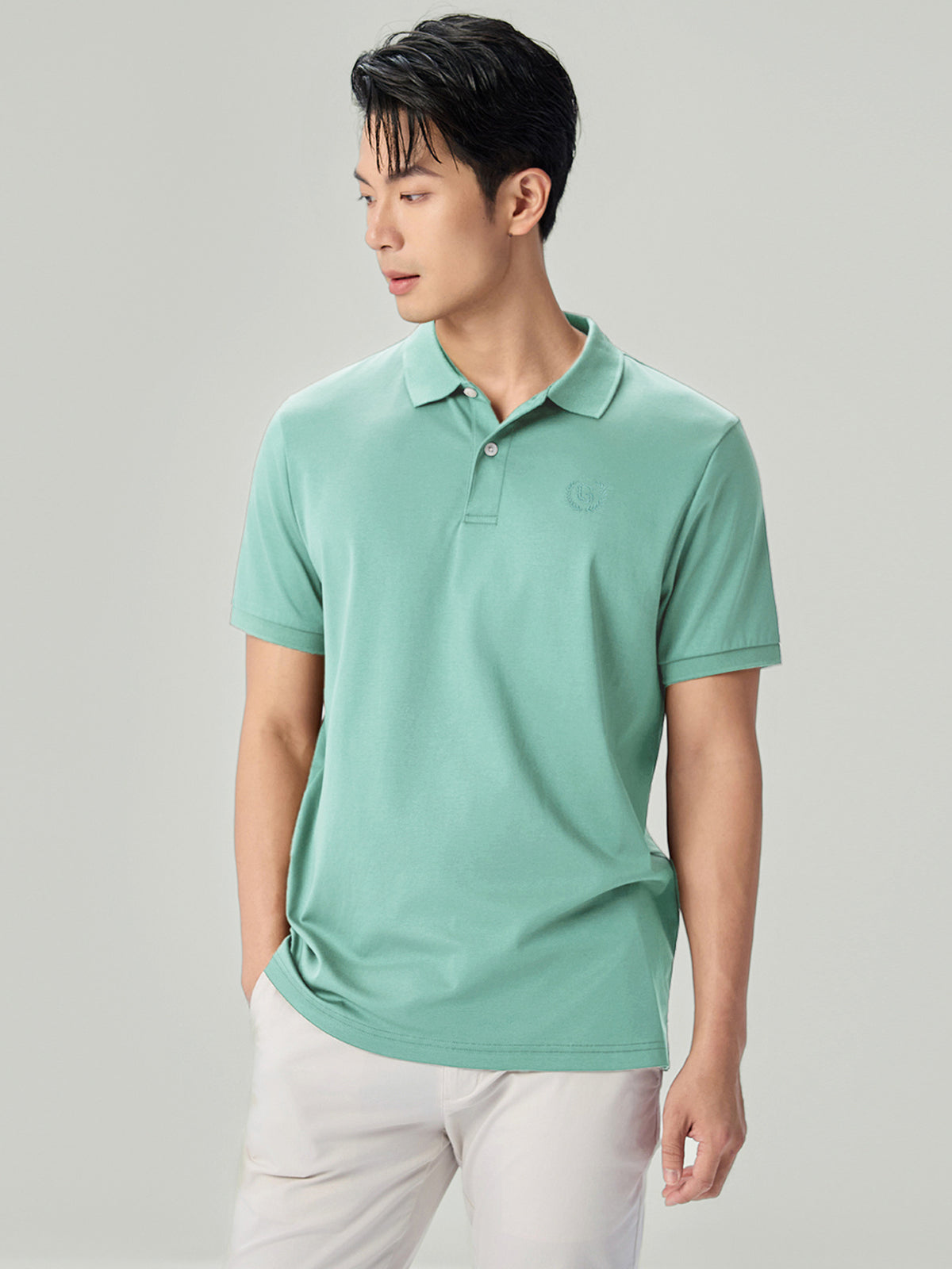 ID_01016391001_RW80_3_1_2_1290_1720.jpg;color:Clean Green