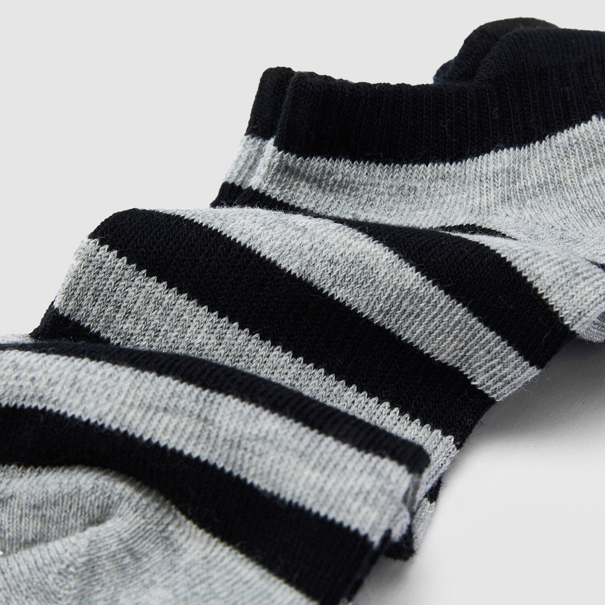 ID_01156123001_RW81_1_2_6_1500_1500.jpg;color:Heather Grey/Signature Black