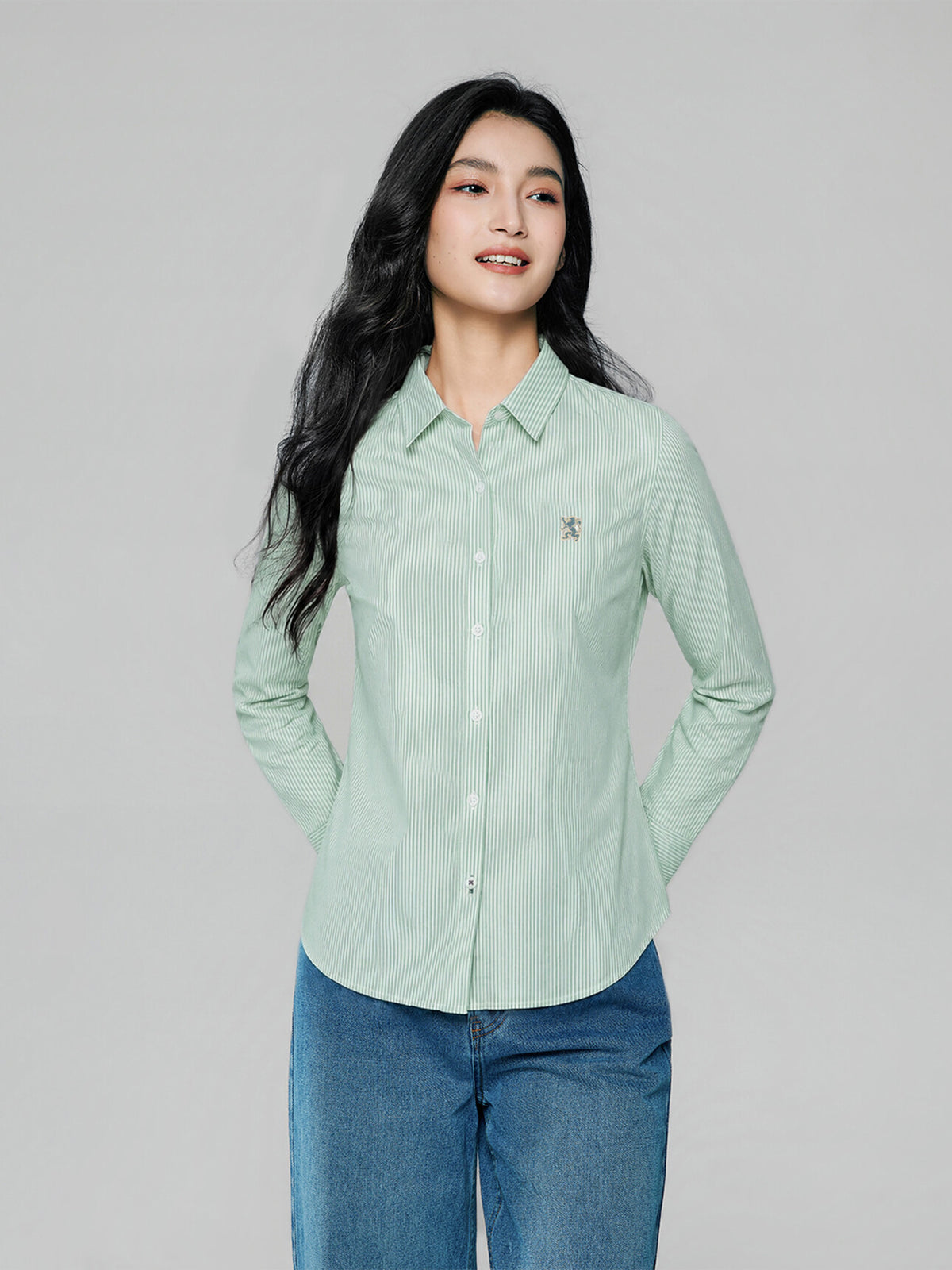 ID_05346073001_RW82_3_0_2_1290_1720.jpg;color:White x Green Stripe