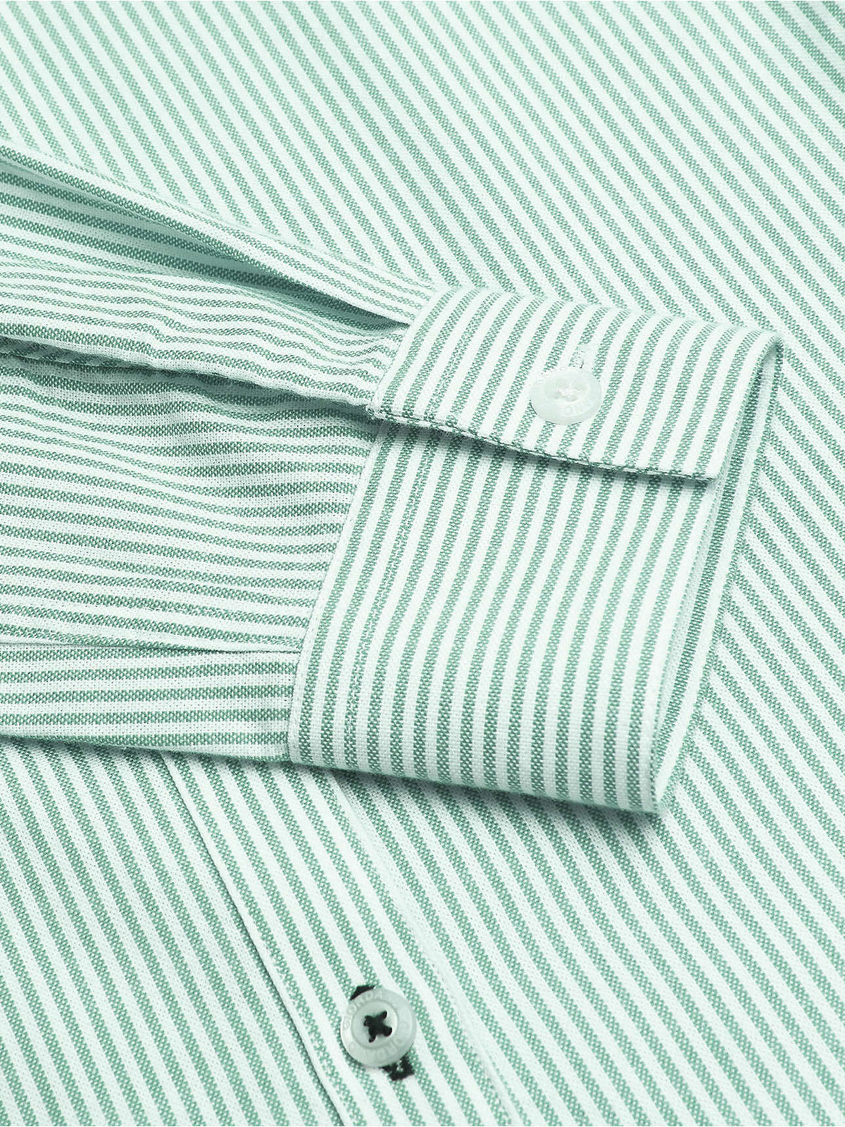 ID_05346073001_RW82_4_2_6_1290_1720.jpg;color:White x Green Stripe