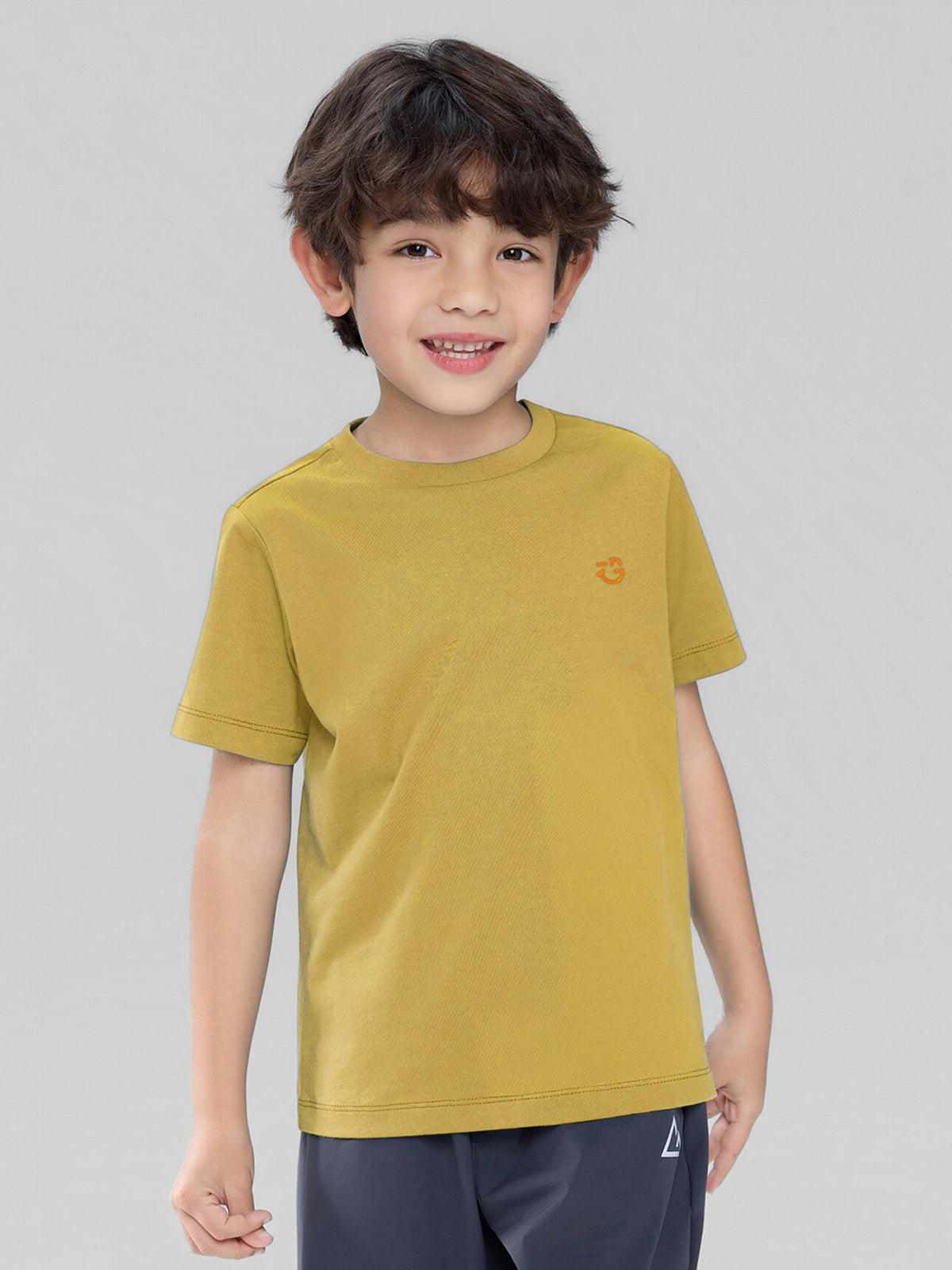 ID_03096324001_RW99_3_1_3_1290_1720.jpg;color:Ochre